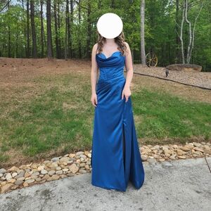 Elegant Blue Evening Gown